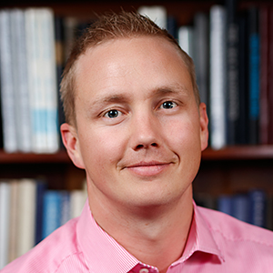 Andrew Pederson headshot
