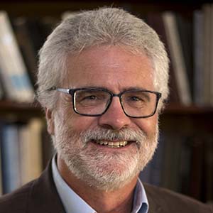 Scott Houser headshot