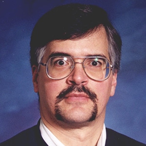 Steven W. Thompson headshot