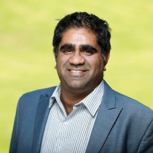 Suveen Mathaudhu headshot